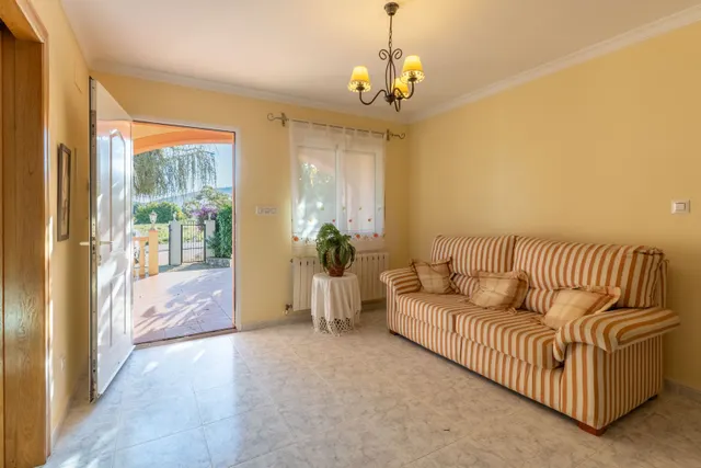 Villa 3 habitaciones 253m² en venta - Pueblo 15 — 10