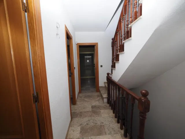 SE VENDE CASA ADOSADA EN RUBI, ZONA MERCAT — 13