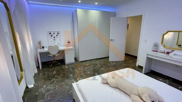 AMPLIO PISO DE 3 DORMITORIOS — 14
