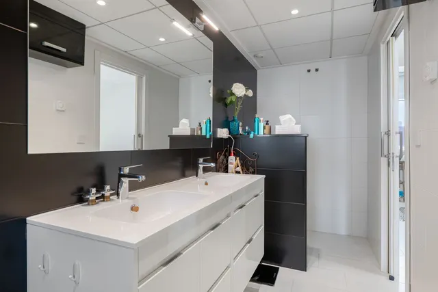 Casa 4 habitaciones 158m² en venta - Aguas Nuevas — 26