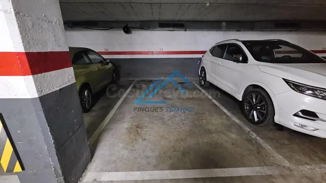¡Plaza de parking en venta en el centro de Salou! - foto 4