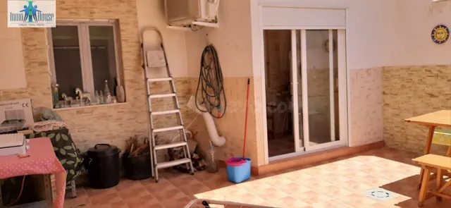 INMOHOUSE VENDE (REF.M096) PRECIOSO ADOSADO EN POZOHONDO