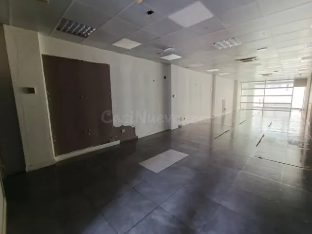 Local comercial 187m² en venta - Zona el Caño — 3