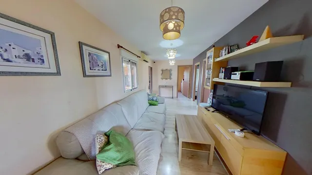 Chalet en Orito en urbanización La Capitana — 36