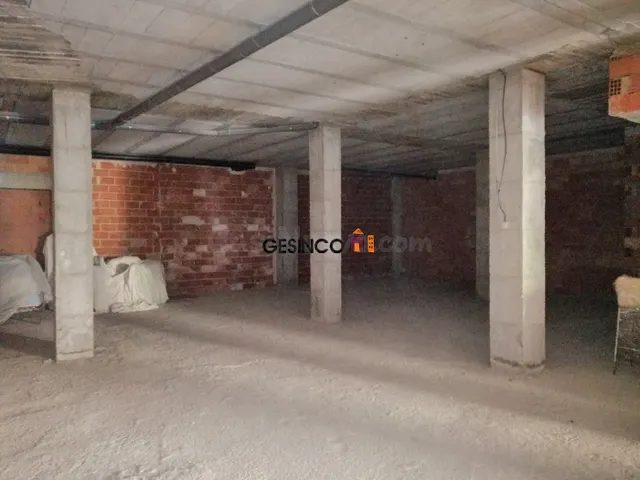LOCAL COMERCIAL A ESTRENAR — 3