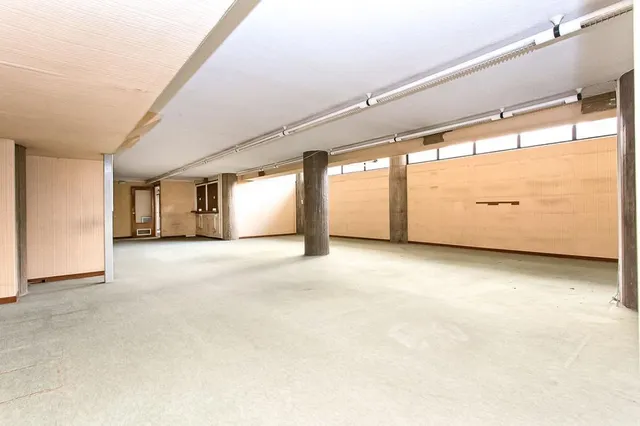 Local comercial 242m² en venta - Sagrada Familia — 7