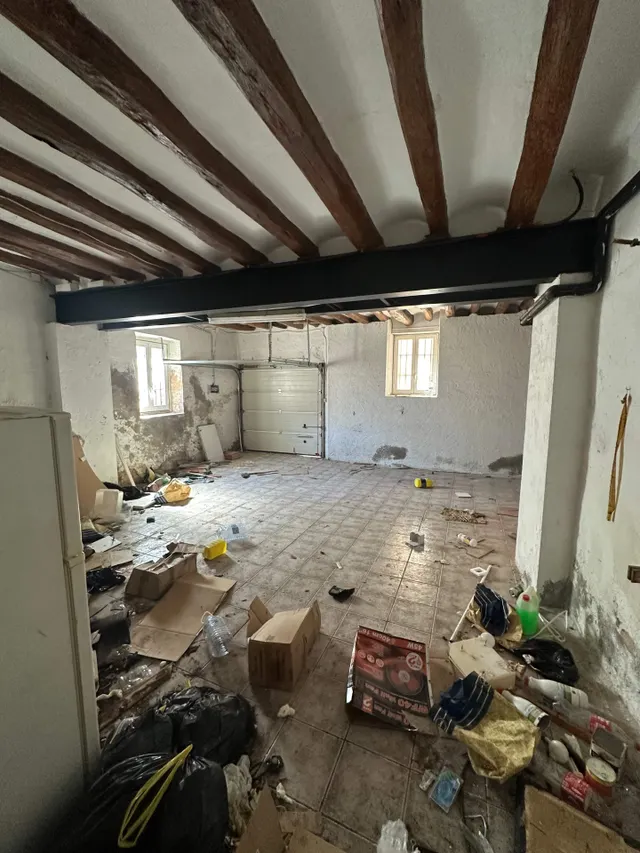 Casa de 487 m2 para reformar en Carme · espacio para tu nuevo proyecto — 2