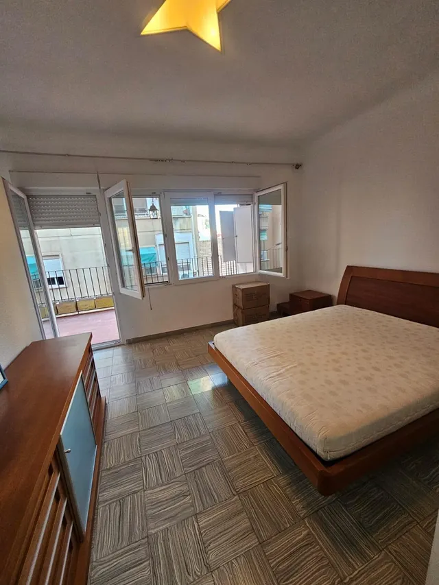 SE ALQUILA VIVIENDA EN EL CORAZÓN DE ALICANTE — 16