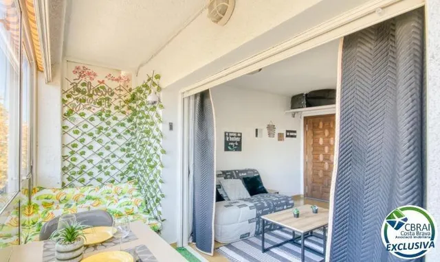 Acogedor estudio con terraza cerrada en el Sector Flamicell - foto 3