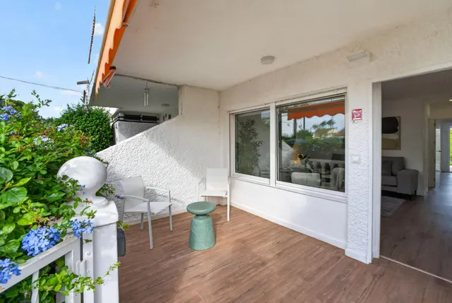 ENCANTADOR BUNGALOW REFORMADO INTEGRALMENTE Y AMUEBLADO EN VILLAMARTÍN – ORIHUELA COSTA — 23
