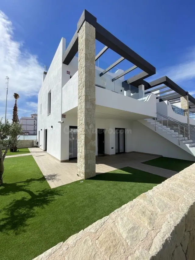 ÚLTIMO DÚPLEX DE OBRA NUEVA EN COMPLEJO RESIDENCIAL – ORIHUE