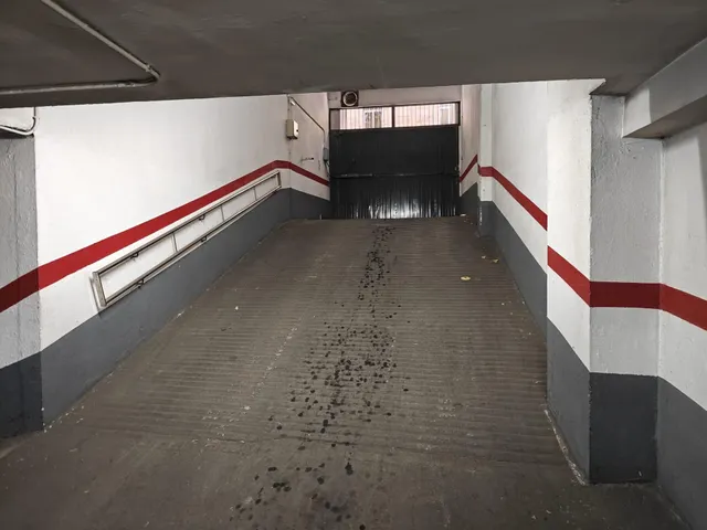 Garaje en venta junto a Plaza España — 2