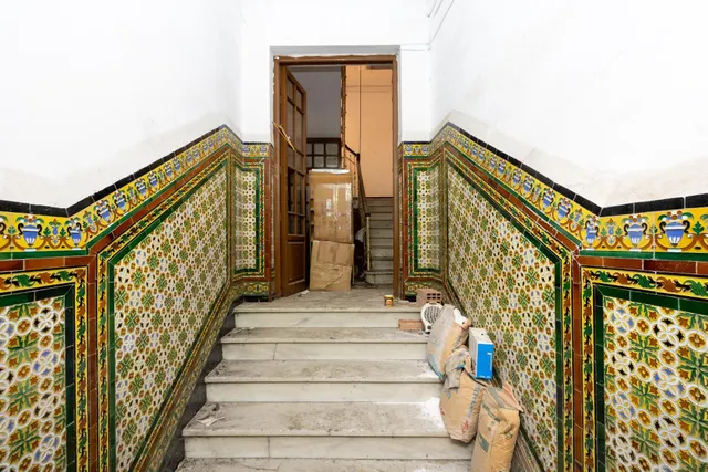 AMPLIO SEGUNDO PISO DE 140,24 m2 PARA REFORMAR EN GRANADA — 9
