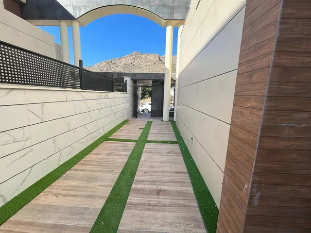 Se venden 2 maravillosas viviendas de obra nueva, zona Sierra Cortina- PRECIO NEGOCIABLE — 48