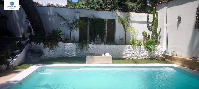 Espectacular Chalet Reformado con piscina en Oromana. - foto 2