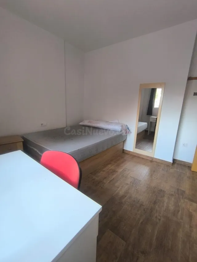 SE ALQUILA CASA DE 5 habitación PARA ESTUDIANTES UCAM - foto 4