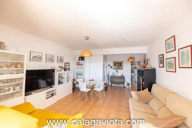 Amplio piso con bonitas vistas - foto 4