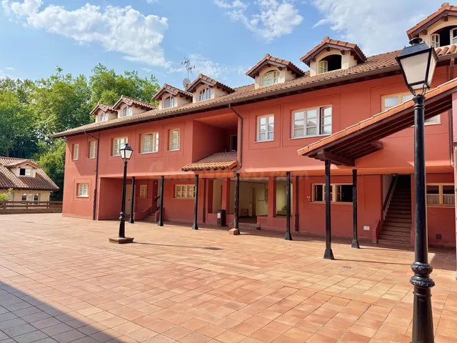 BONITO APARTAMENTO EN URBANIZACION LAS MARTAS - COMILLAS. - foto 4