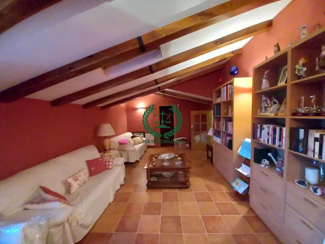 SE VENDE CHALET INDEPENDIENTE EN VENTURADA (SIERRA NORTE)  . JARDIN Y TERRAZA — 47