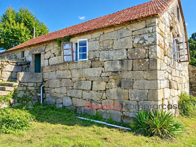 Casa para reformar en As Neves de piedra gallega – Amplio terreno y múltiples posibilidades — 2