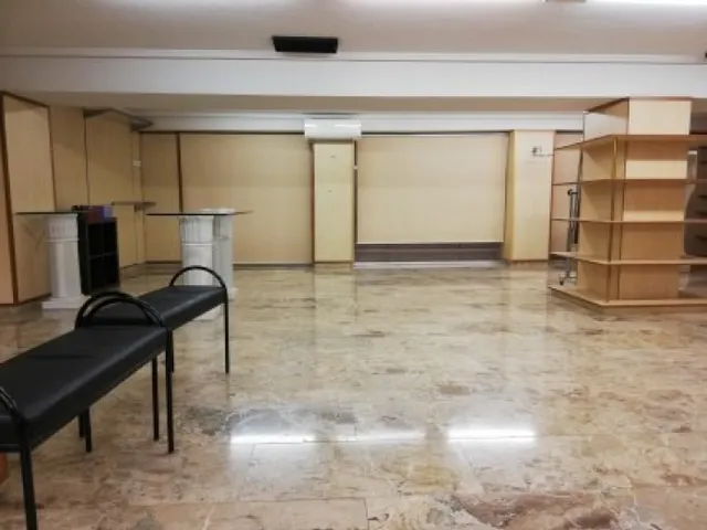 Local comercial