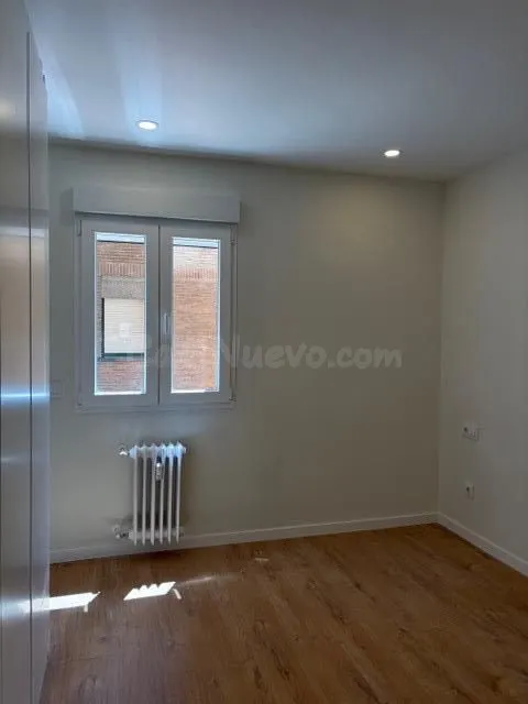 Exclusivo piso reformado en el corazón de Jerónimos, Madrid - foto 4