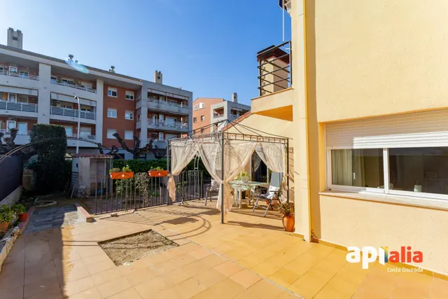 CHALET EN EL CENTRO DE SALOU 5 habitaciones — 19
