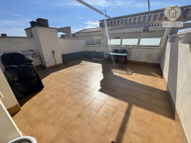 Ático con doble terraza y solárium privado a menos de 300 m de la playa — 30