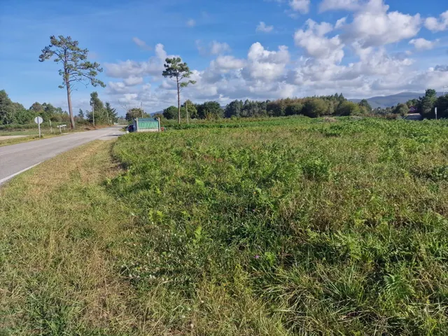 Parcela urbanizable de 1.967 m2 en El Franco, próxima a la costa — 10