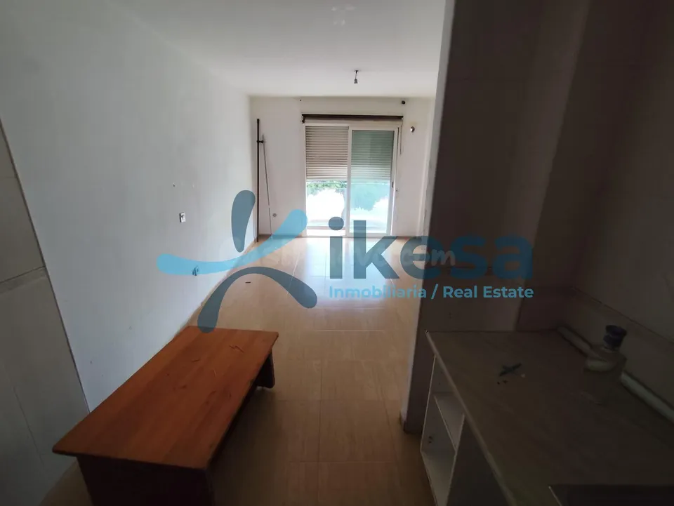 Venta de piso en Roquetas de Mar - (Almería)