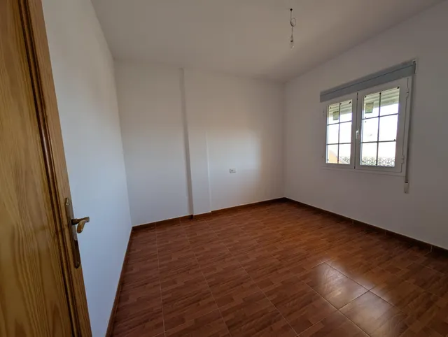 Se venden 4 últimos dúplex en Oria — 35