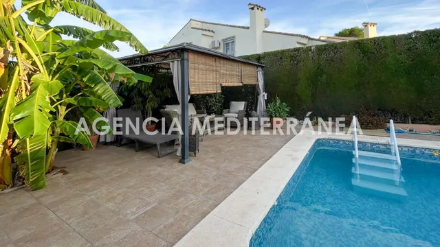 Espectacular chalet independiente con piscina privada en la cañada — 42
