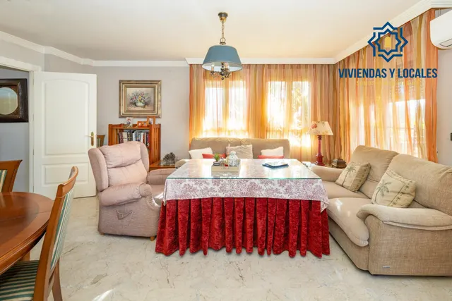MAGNÍFICO CHALET EN URB. SUEÑOS DE CADIMA, ALHENDIN — 9