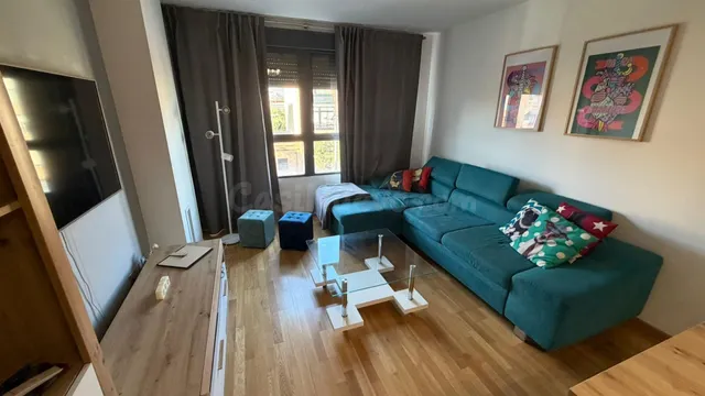 Apartamento en Av. Alcora