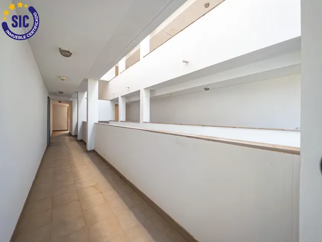 Apartamento de dos dormitorios con vistas al mar — 15
