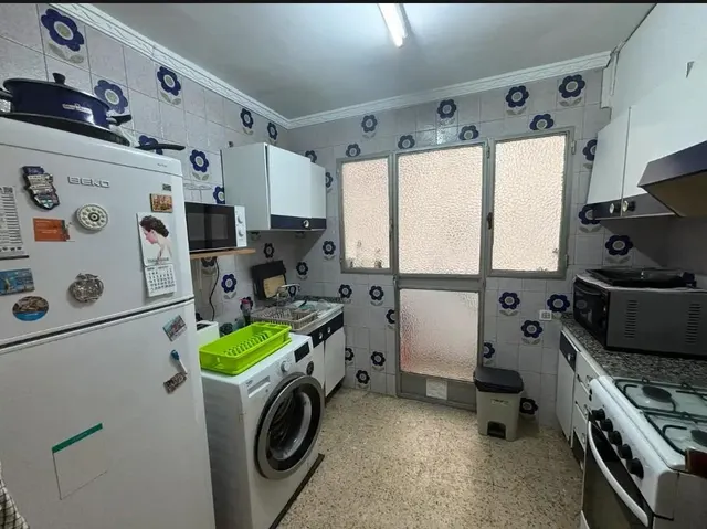 Habitación en Calle Mar Menor Santa María De Gracia — 8