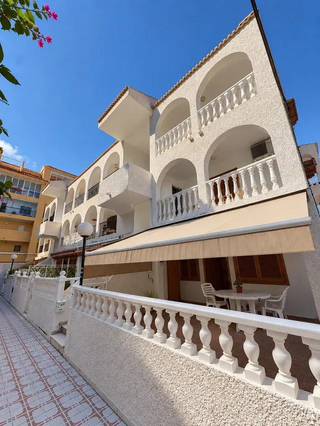 Atico Duplex 3d 2 B solárium Sur a 200 mts de la playa de La Mata- AV Europeos — 7