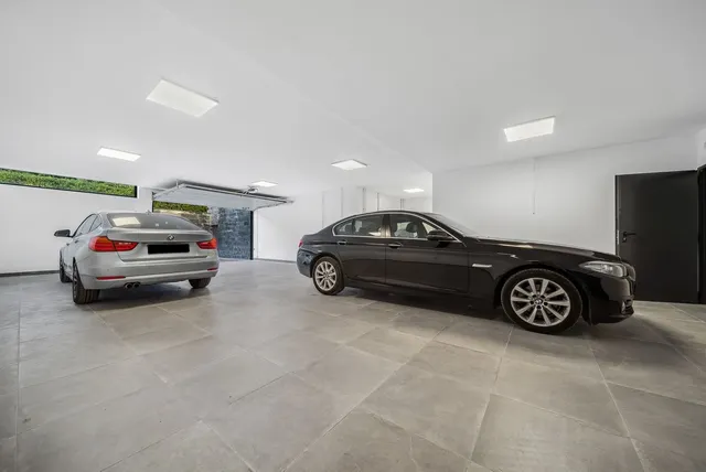 Chalet 6 habitaciones 479m² en venta - Marbella — 24