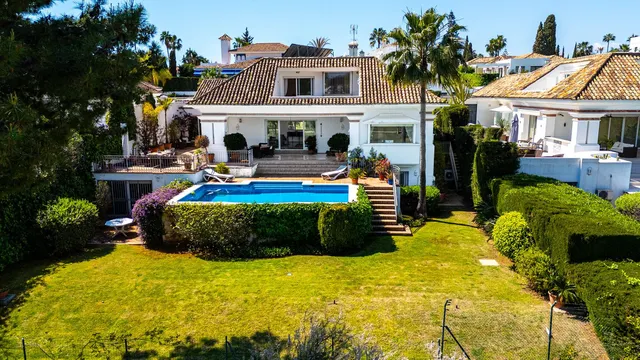 Chalet 7 habitaciones 660m² en venta - Marbella — 10
