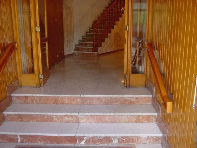 ENTREPLANTA EN VENTA — 18