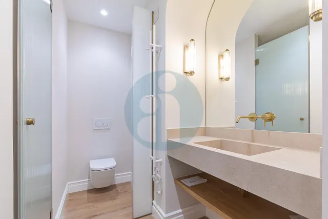 Avc inmobiliario vende piso — 49