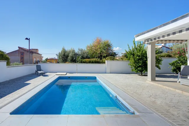 EXCLUSIVO CHALET INDEPENDIENTE DE UNA SOLA PLANTA EN EL VENTORRILLO – CÚLLAR VEGA — 6