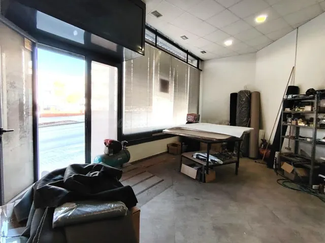 Oportunidad Estratégica: Local Diáfano de 95m2 con Máxima Vi - foto 2