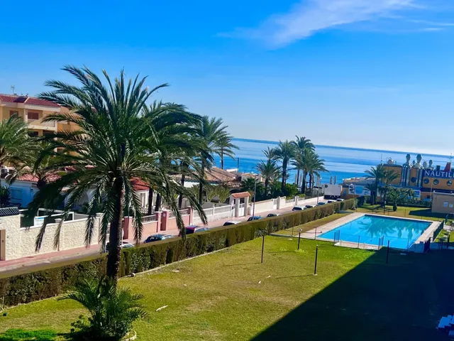 Apartamento reformado de 3 dormitorios 2 baños en punta prima (orihuela costa) — 37