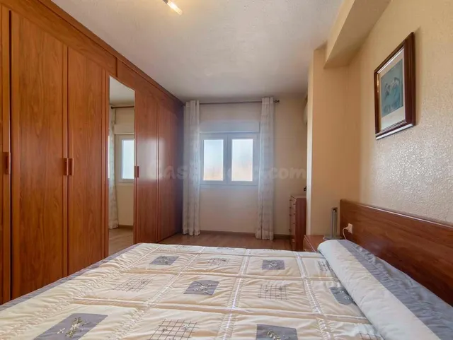 Piso en El Zapillo - foto 4