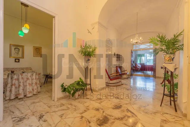 ESPECTACULAR CASA EN TALAVERA LA REAL - foto 4