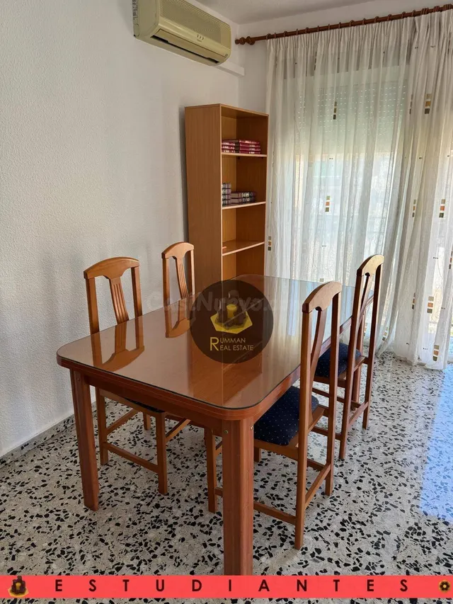 EST / Piso de TRES dormitorios en barrio Zaidín - foto 2