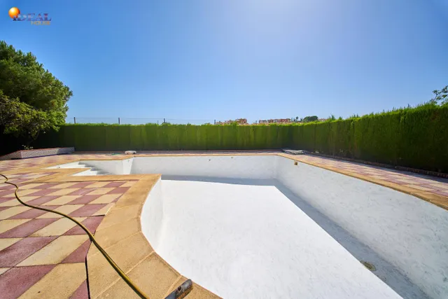 Impresionante chalet de 4 habitaciones con piscina de 86 m3 totalmente despejada — 19