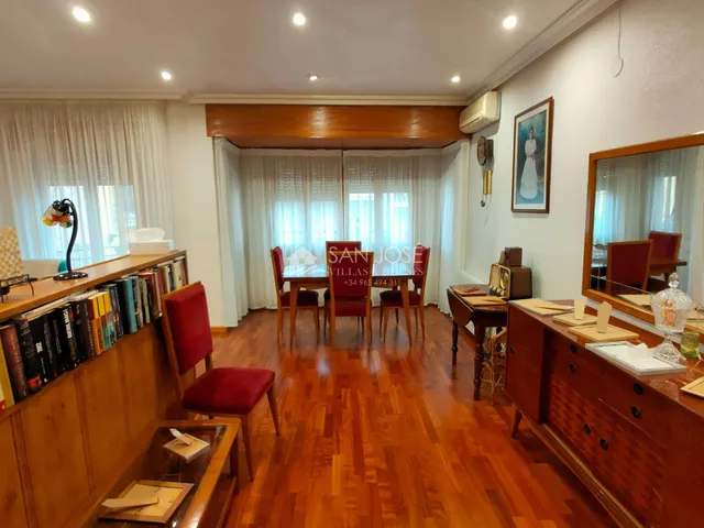 INMOBILIARIA SAN JOSEVENDE EDIFICIO CON DOS PISOS Y GARAJE E - foto 3