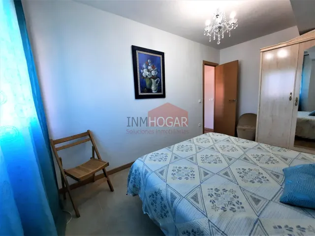 PISO EN VENTA EN NAVALUEGA, EN EL CENTRO DEL  PUEBLO — 22